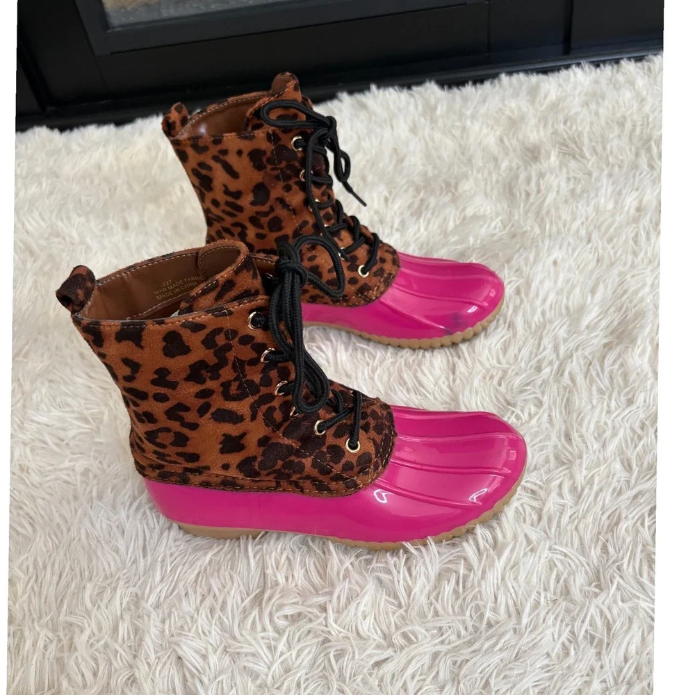 Cape Robbin Leopard Print‎ Duck Boots Hot Pink Rubber Women's Size 5 Rain Boots